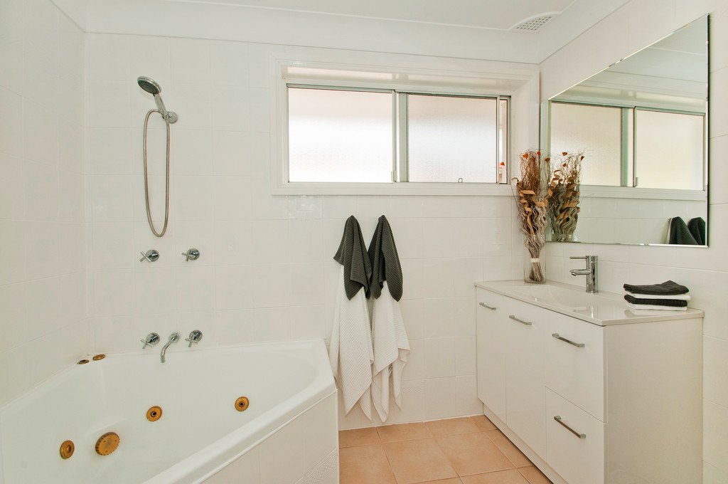 3 Belmont Road DAPTO 12