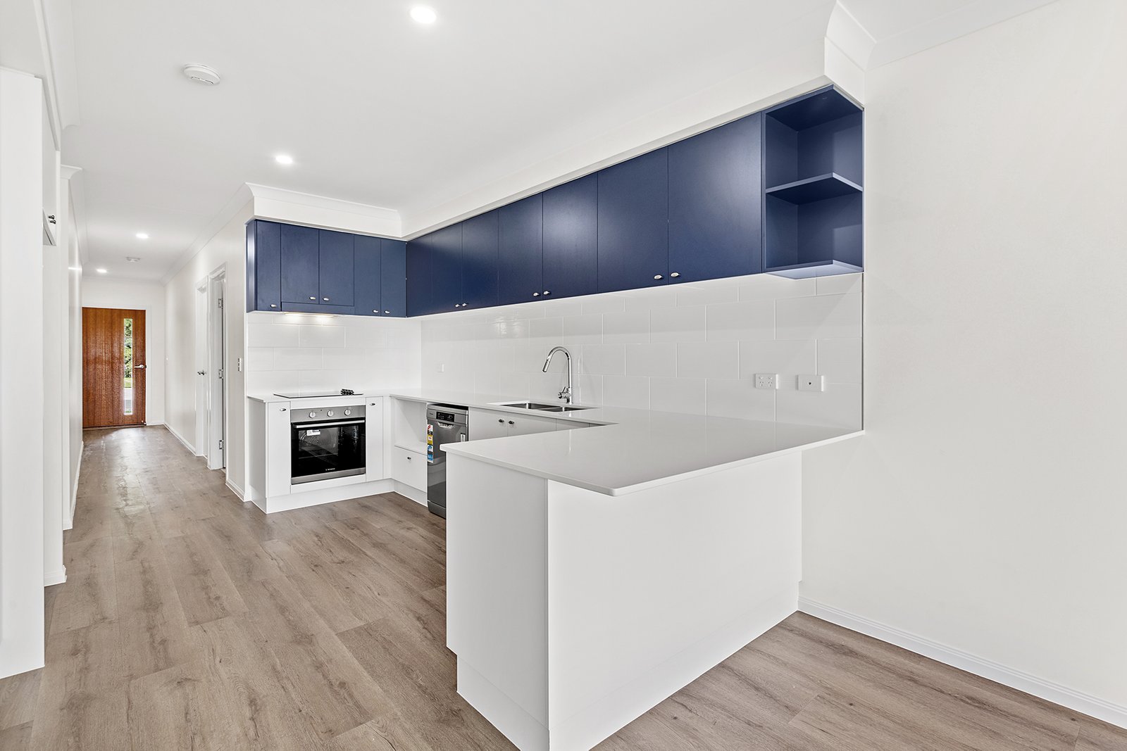 3 Bentley Rise CANNONVALE 3