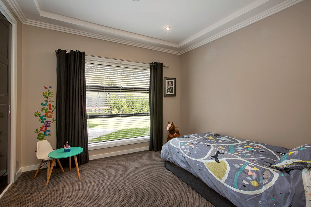 3 Bentwing Place TAMWORTH 11