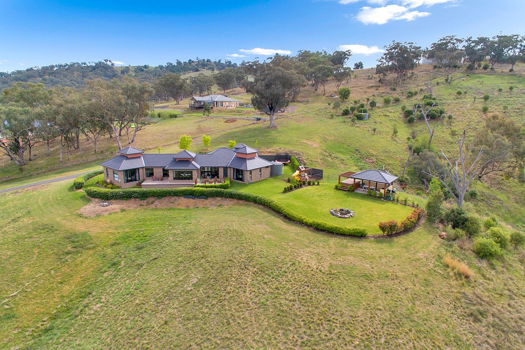 3 Bentwing Place TAMWORTH 19