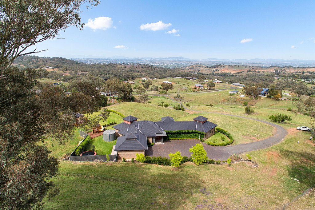 3 Bentwing Place TAMWORTH 21