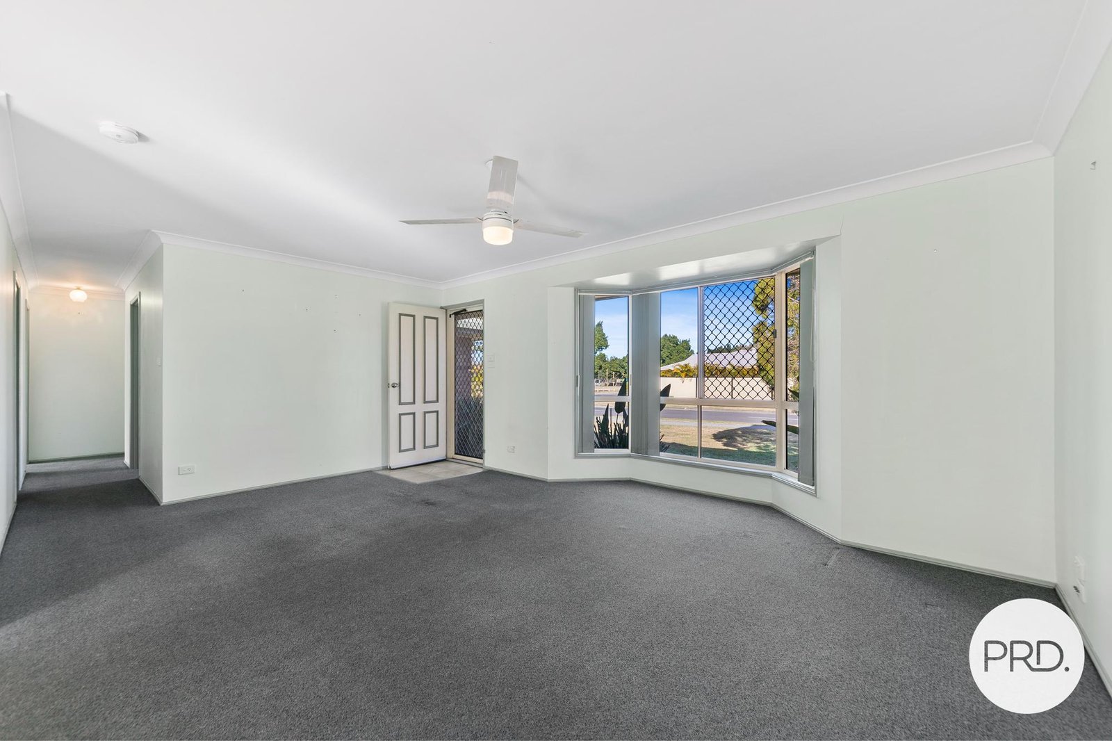 3 Bernadette Crescent ROSEWOOD 10