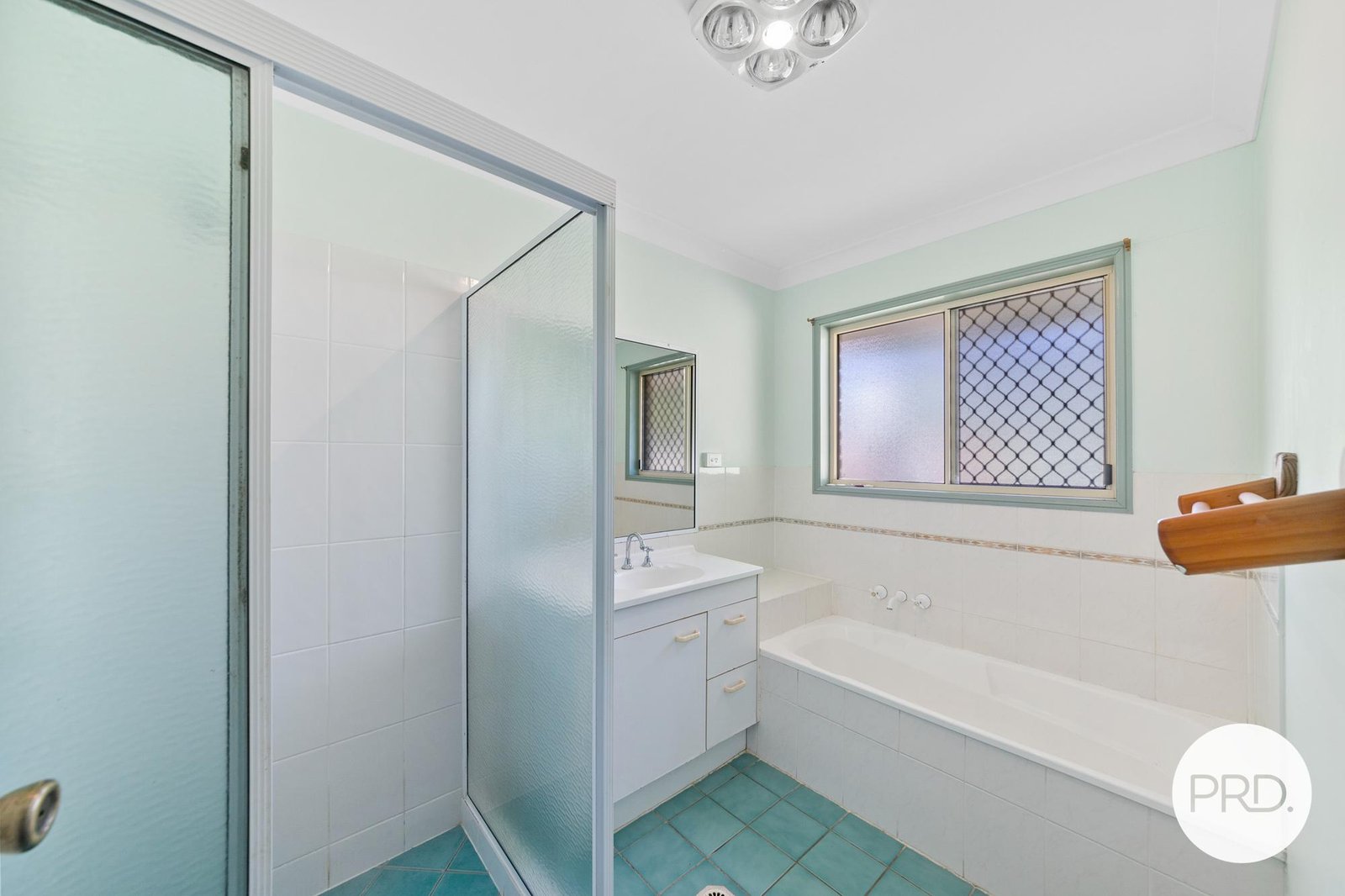 3 Bernadette Crescent ROSEWOOD 15