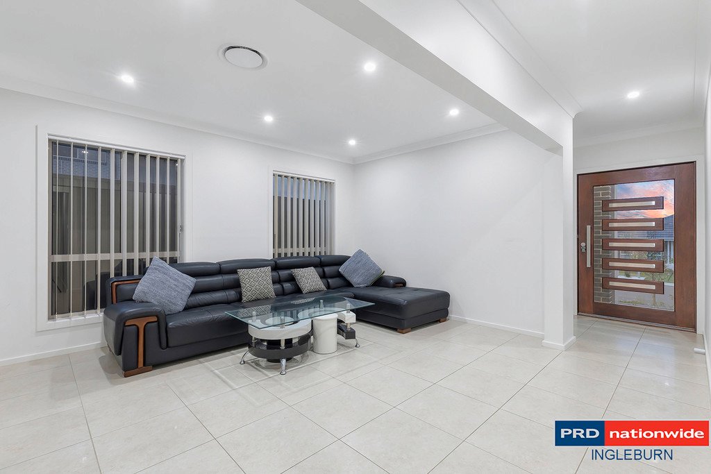 3 Besnard St  ORAN PARK 2