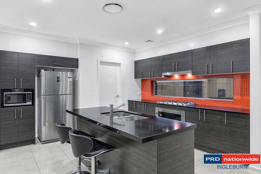 3 Besnard St  ORAN PARK 3