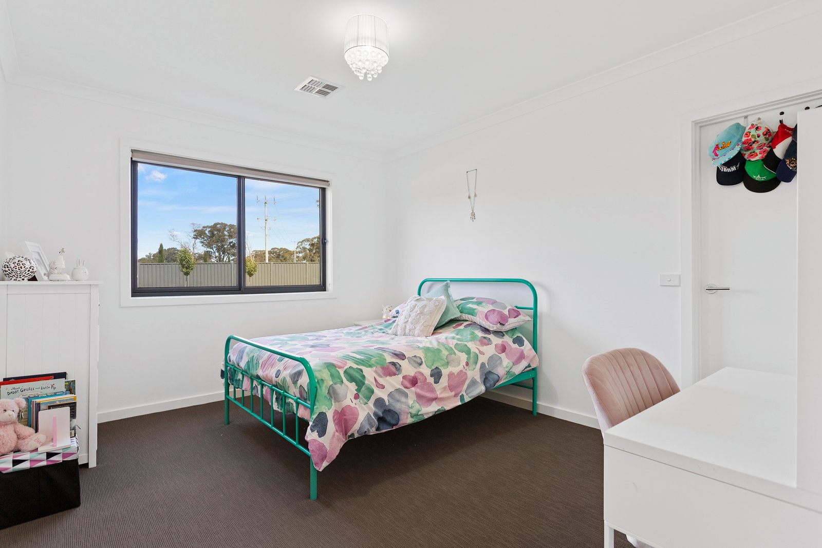 3 Bettys Avenue JUNORTOUN 11