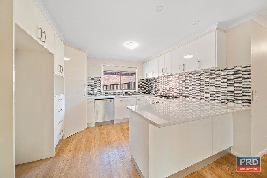 3 Biggs Court FLORA HILL 3