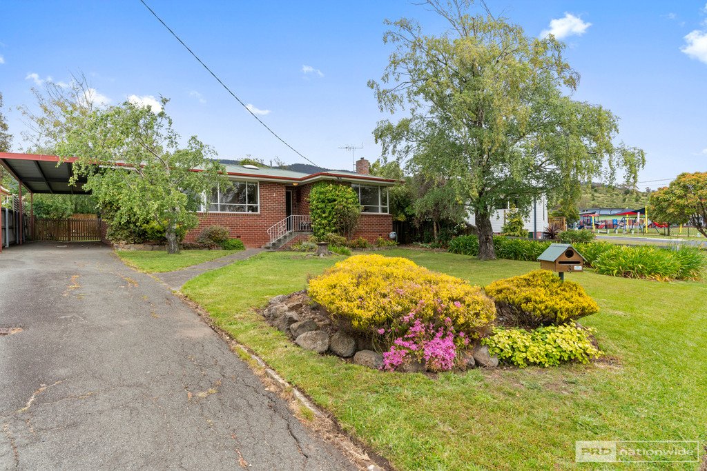 3 Birnam Street CLAREMONT 1