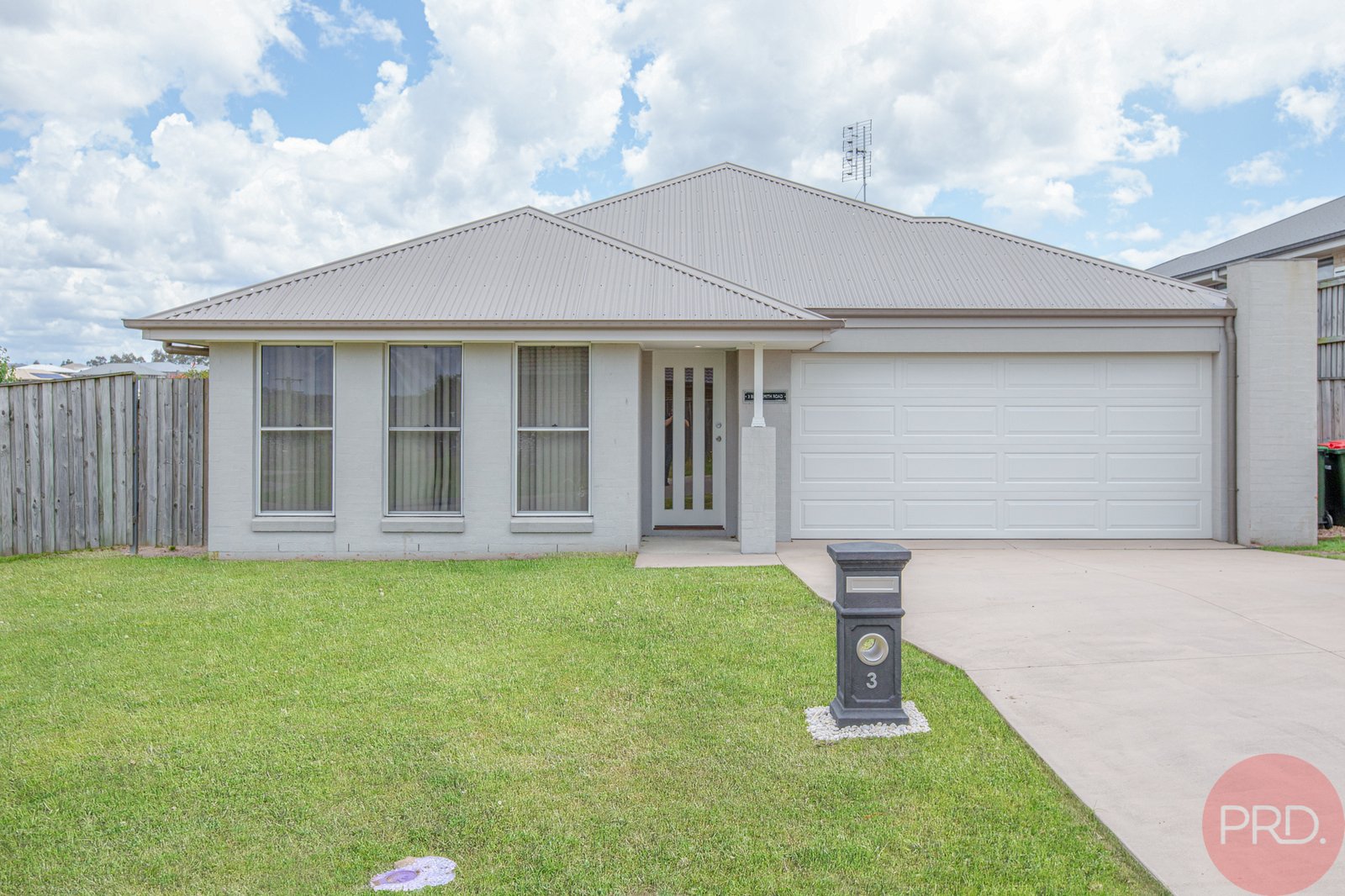 3 Blacksmith Road GILLIESTON HEIGHTS 1