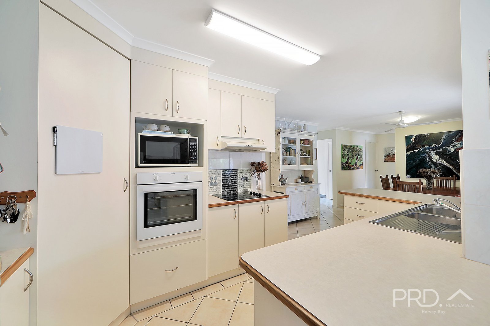 3 Bloodwood Court KAWUNGAN 9