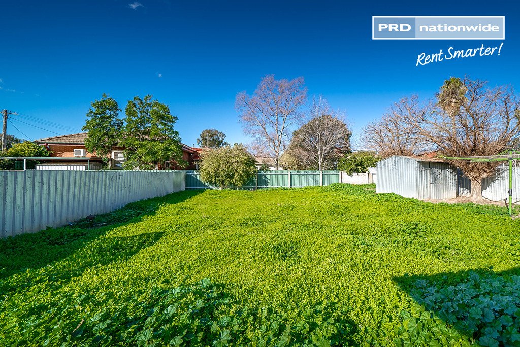 3 Bluett Crescent WAGGA WAGGA 9