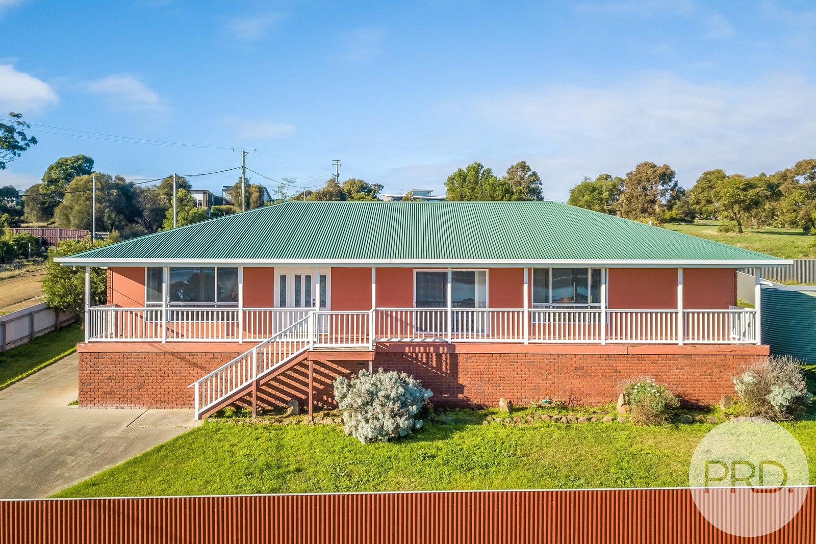 3 Boathouse Rise LEWISHAM 8