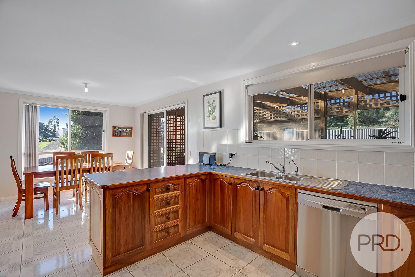 3 Boathouse Rise LEWISHAM 33