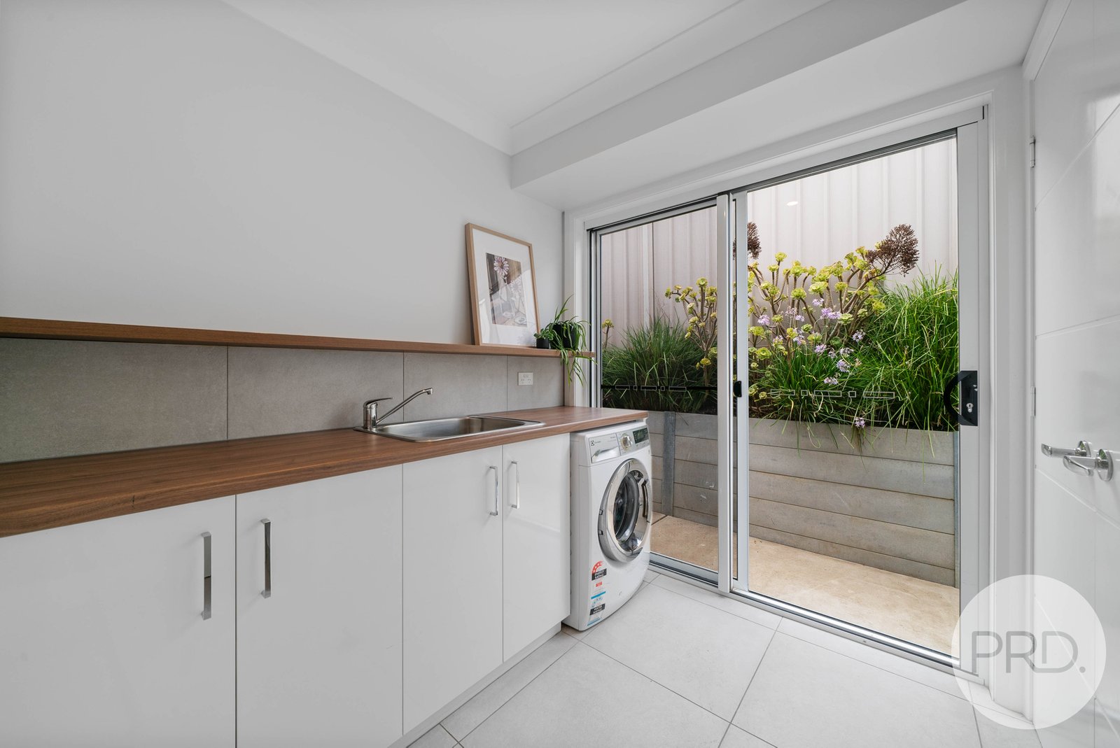 3 Bonner Street LLOYD 17
