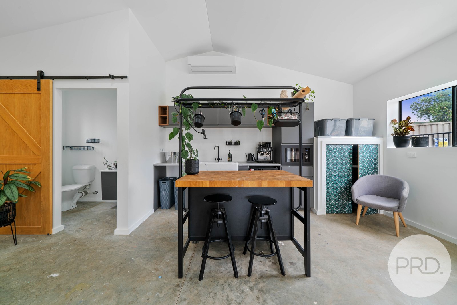 3 Bonner Street LLOYD 25