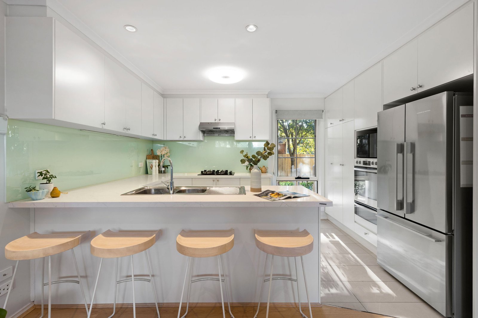 Gallery: 3 Botanic Walk