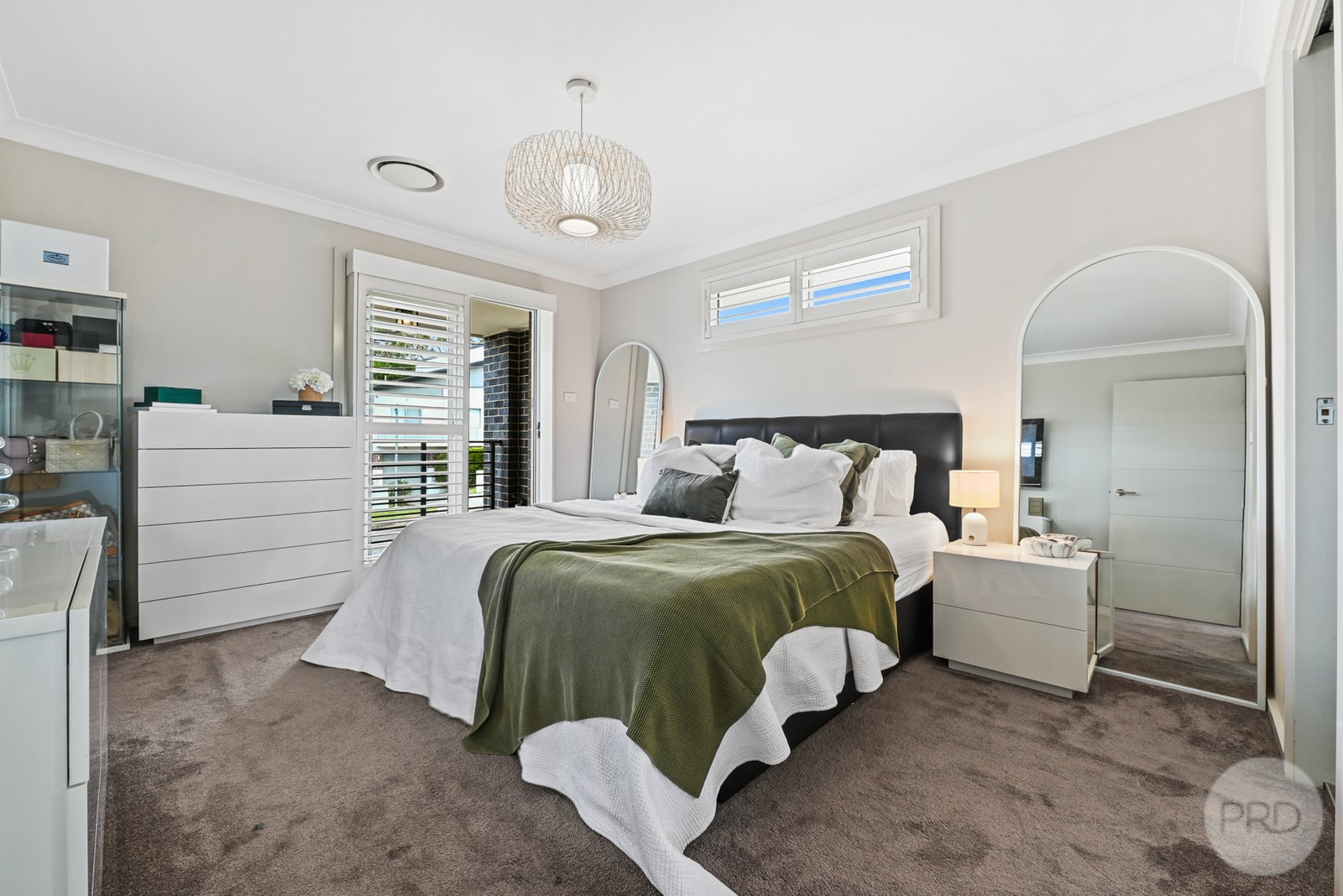 3 Bottlebrush Avenue LUGARNO 11