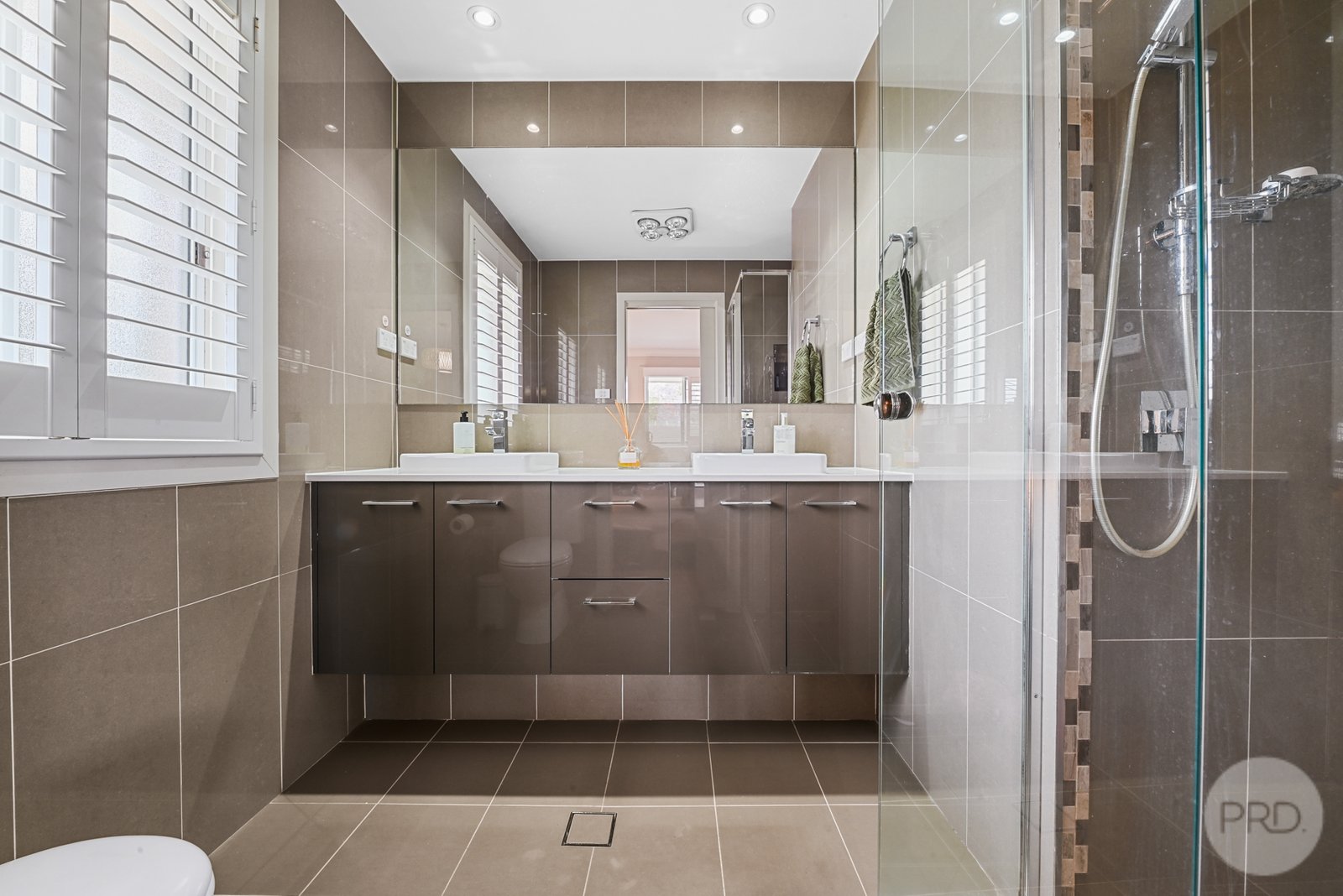 3 Bottlebrush Avenue LUGARNO 12