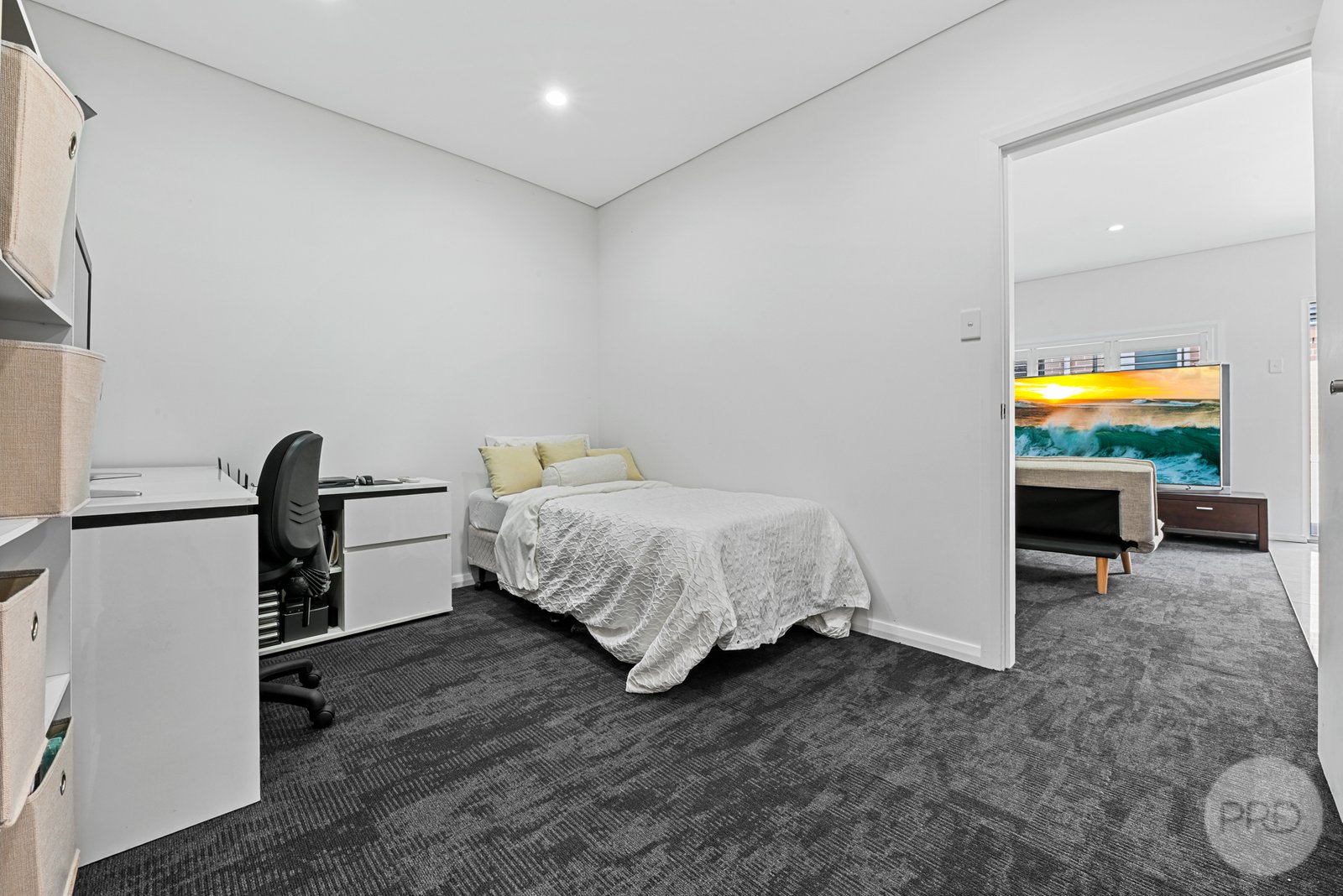 3 Bottlebrush Avenue LUGARNO 21