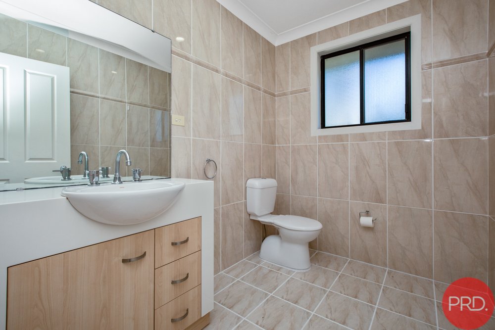 3 Bowalla Close WALLALONG 25