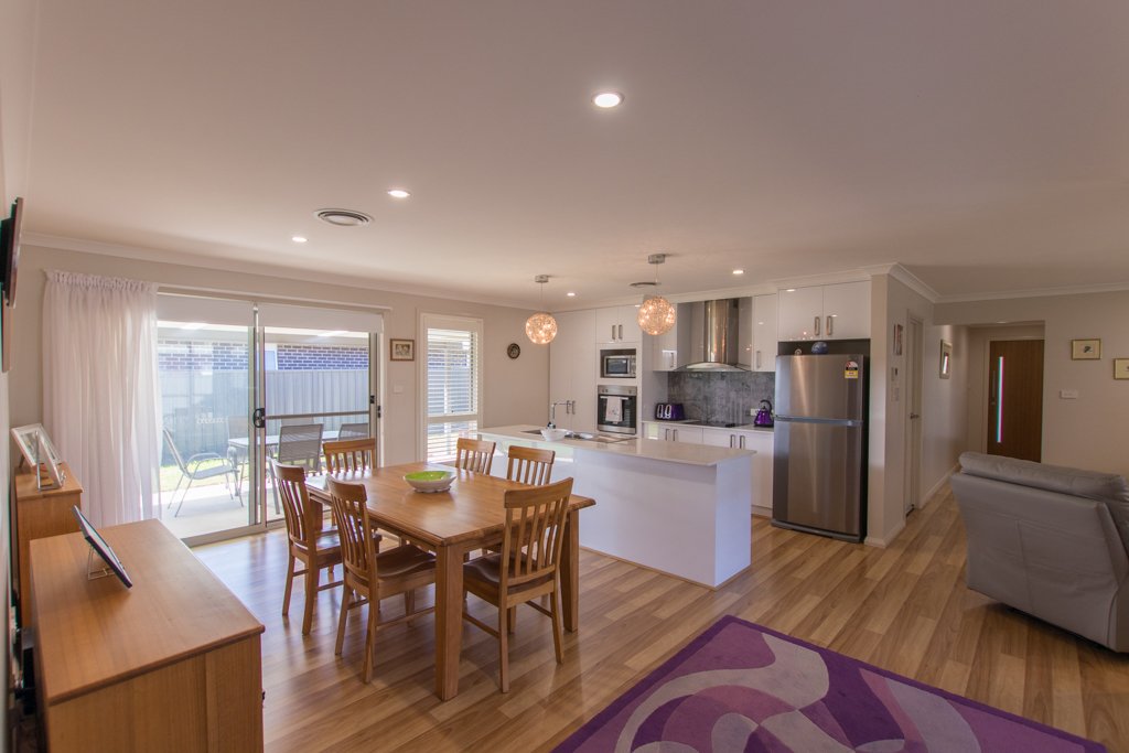 3 Boyd Grove TUMUT 4