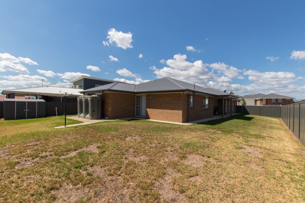 3 Boyd Grove TUMUT 17