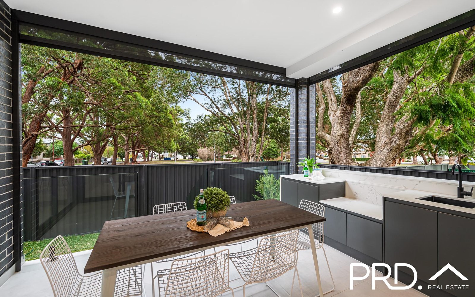 3 Bracher Street EAST HILLS 10