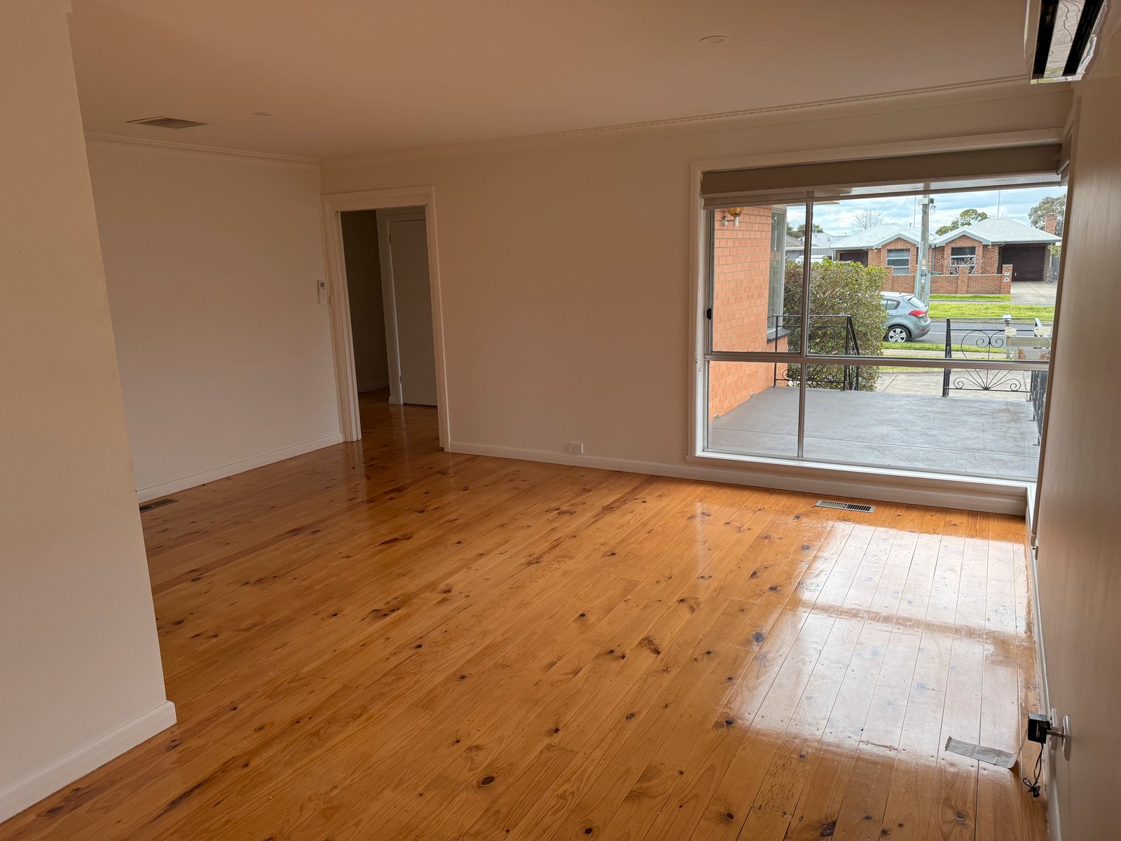 Gallery: 3 Braund Avenue