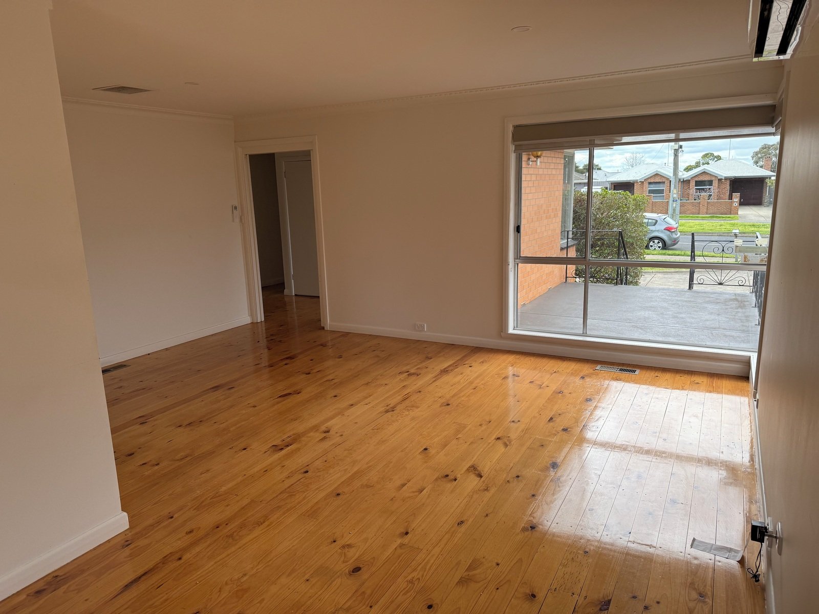 Gallery: 3 Braund Avenue