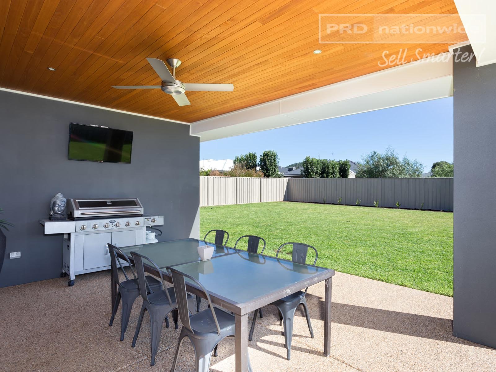 3 Breasley Crescent BOOROOMA 11
