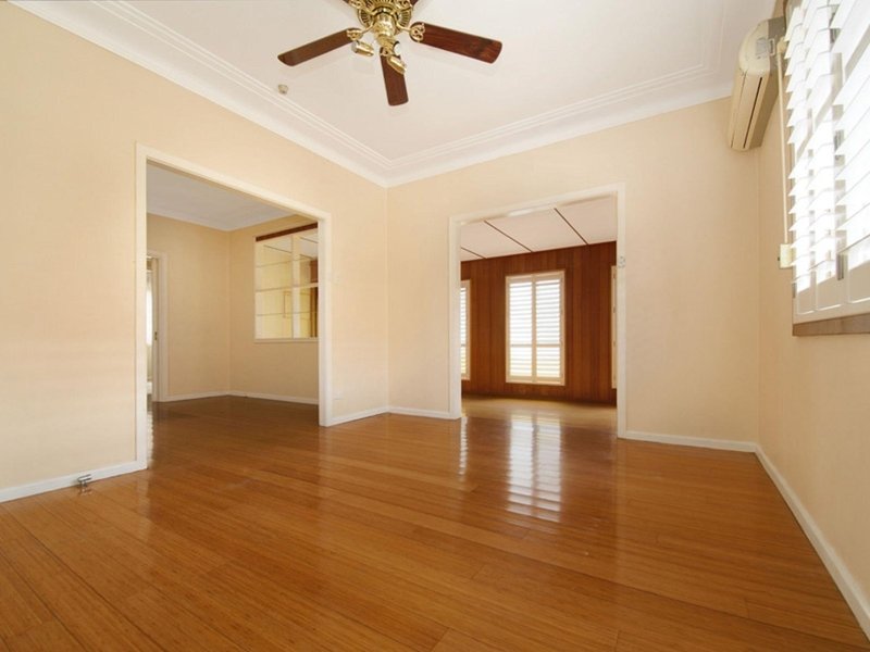 3 Breda Street FAIRY MEADOW 3