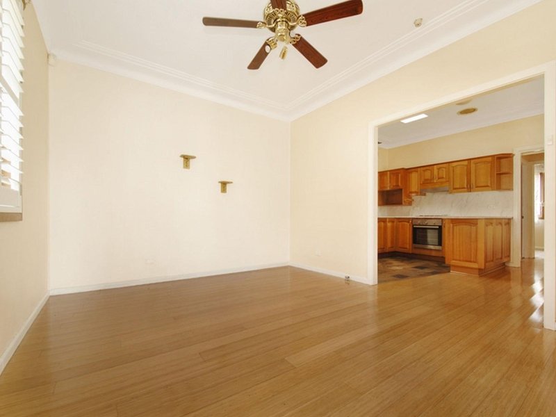 3 Breda Street FAIRY MEADOW 4