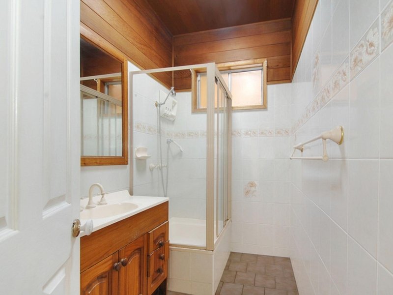 3 Breda Street FAIRY MEADOW 6