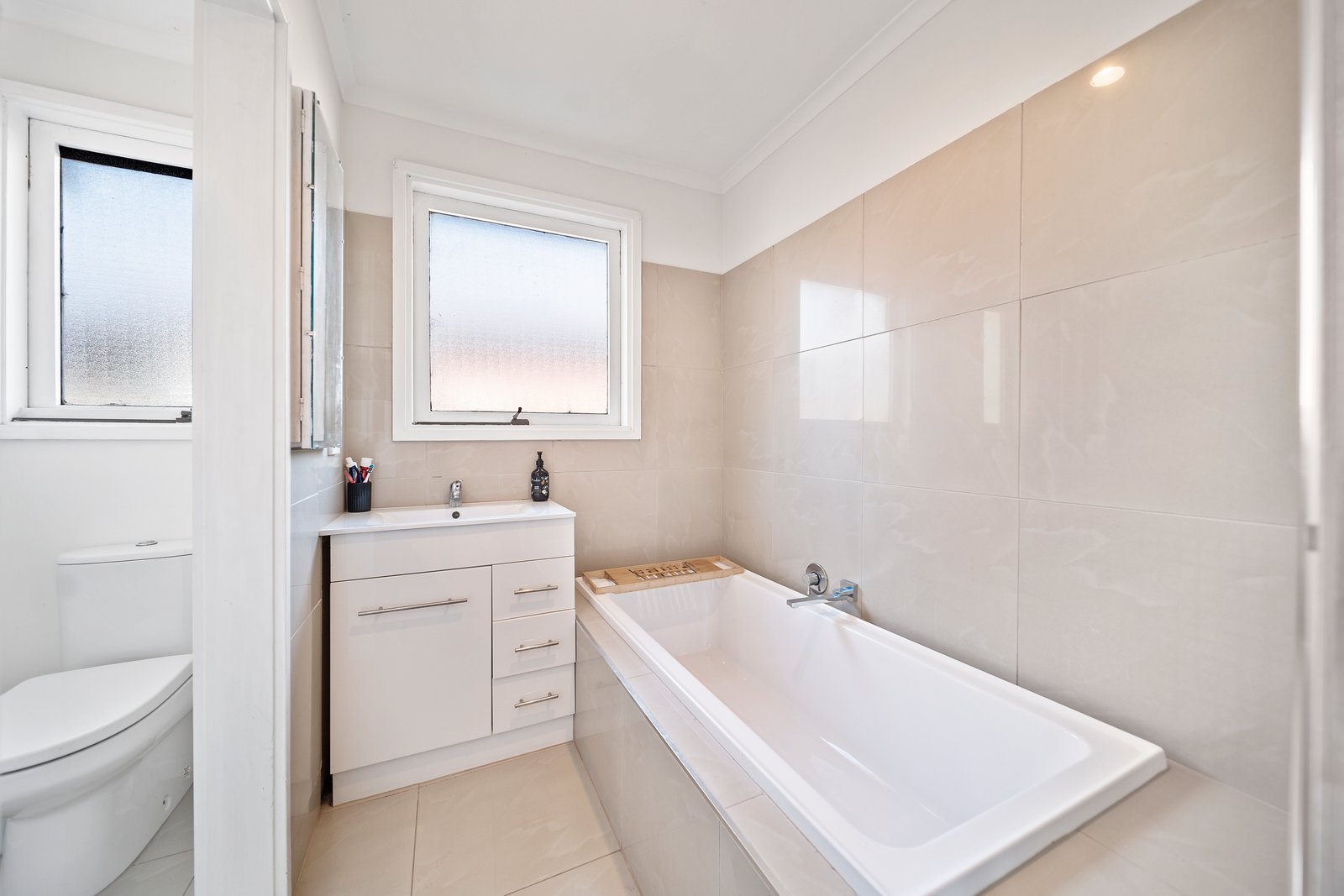3 Bren Street KENNINGTON 8
