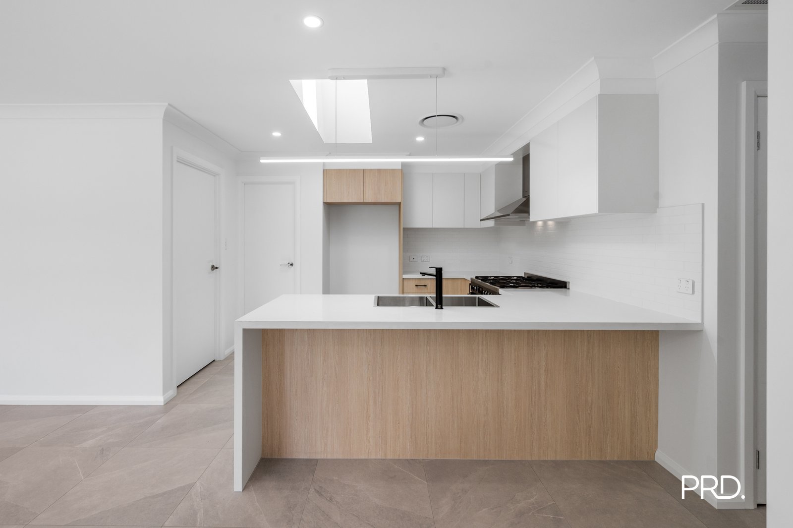 3 Brockamin Drive SOUTH PENRITH 3