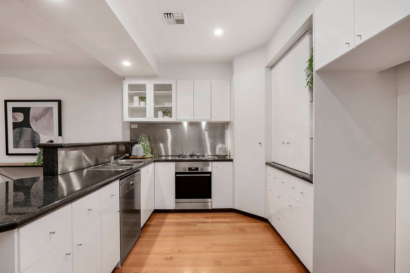 Real Estate and Property in 3 Broomfield Road, Hawthorn East, VIC