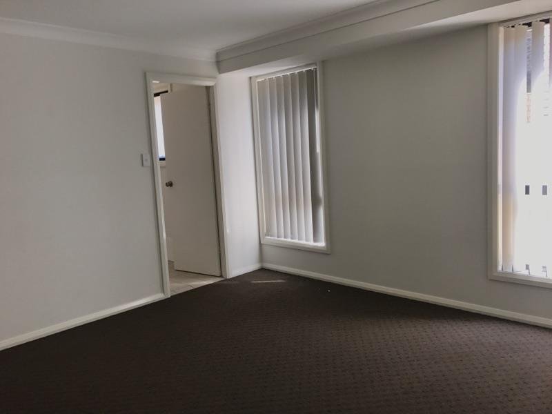 3 Brushbox Grove TAMWORTH 7