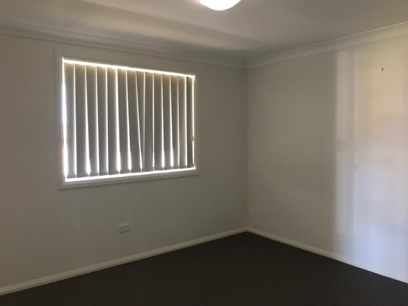 3 Brushbox Grove TAMWORTH 6