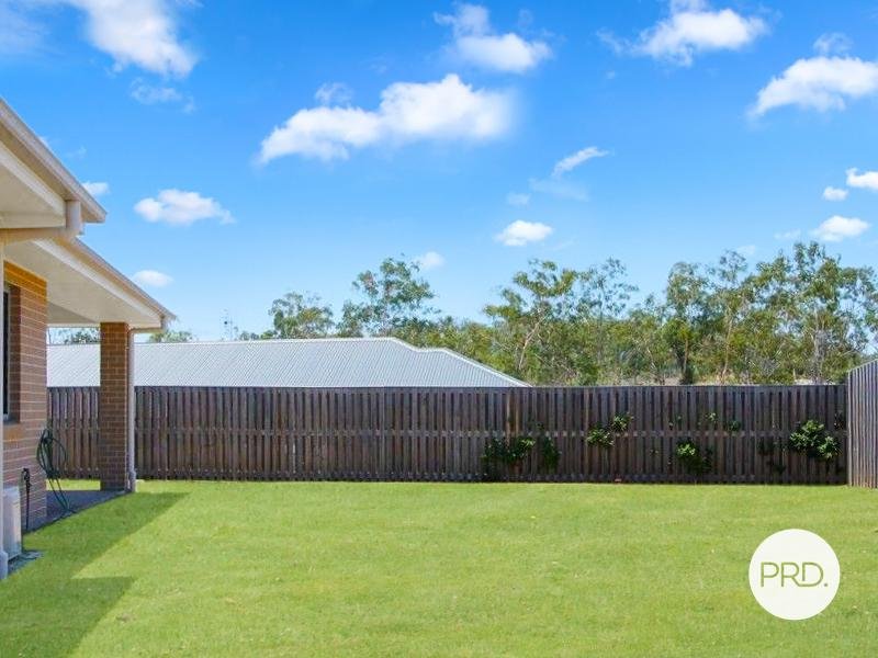 3 Buchanen Street BOYNE ISLAND 10