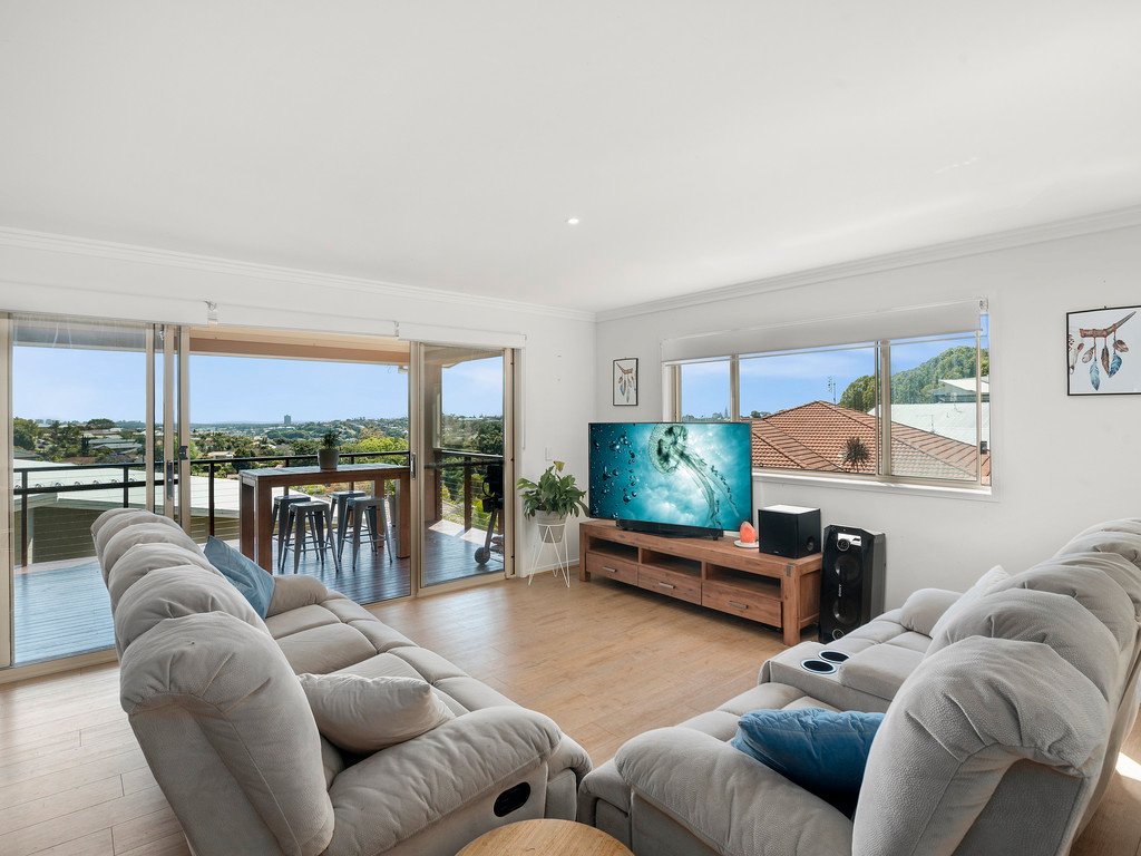3 Buncrana Terrace BANORA POINT 2