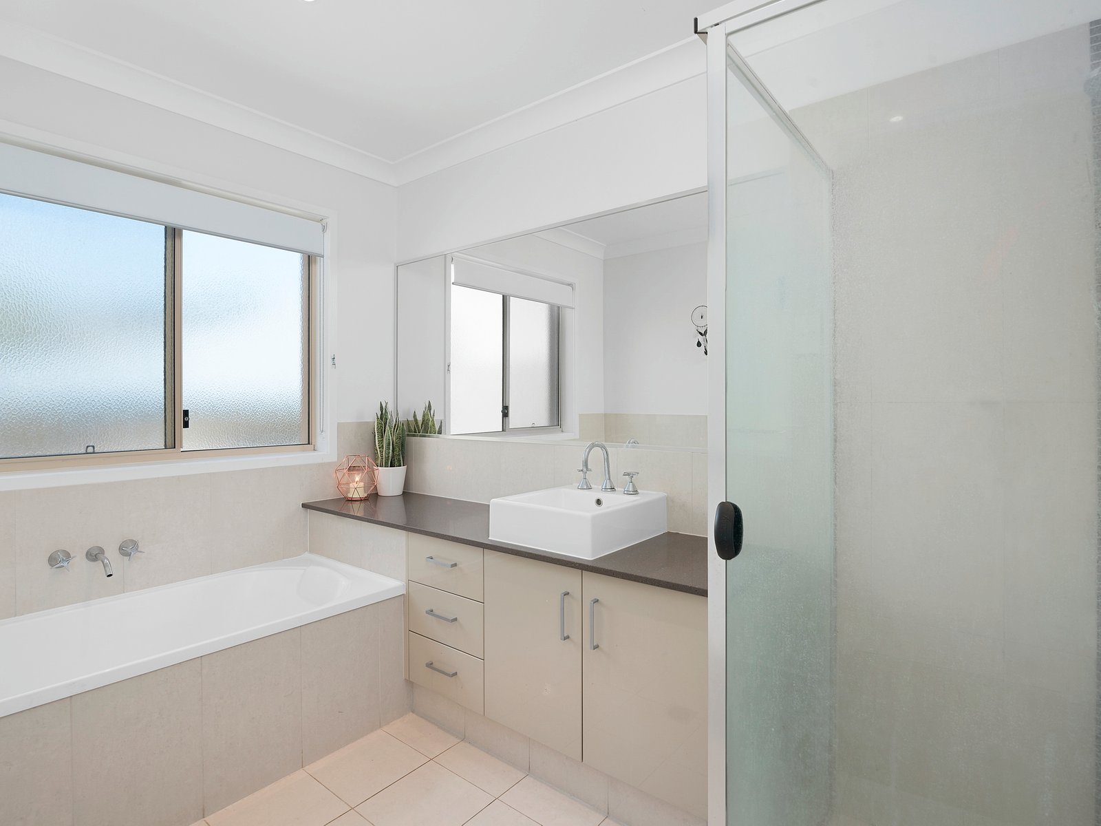 3 Buncrana Terrace BANORA POINT 8