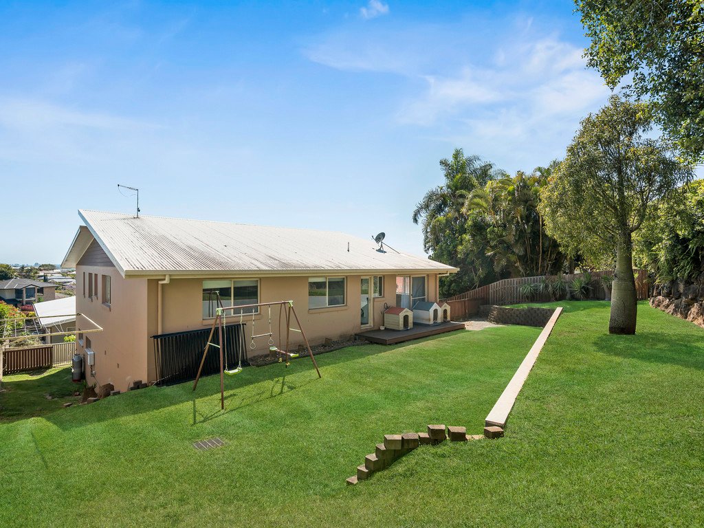 3 Buncrana Terrace BANORA POINT 9