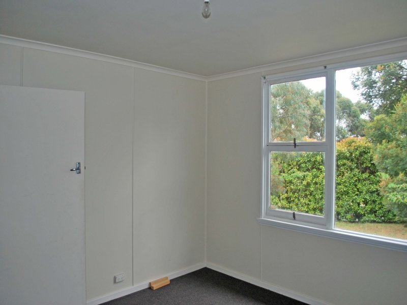3 Burgan Circle CHIGWELL 4