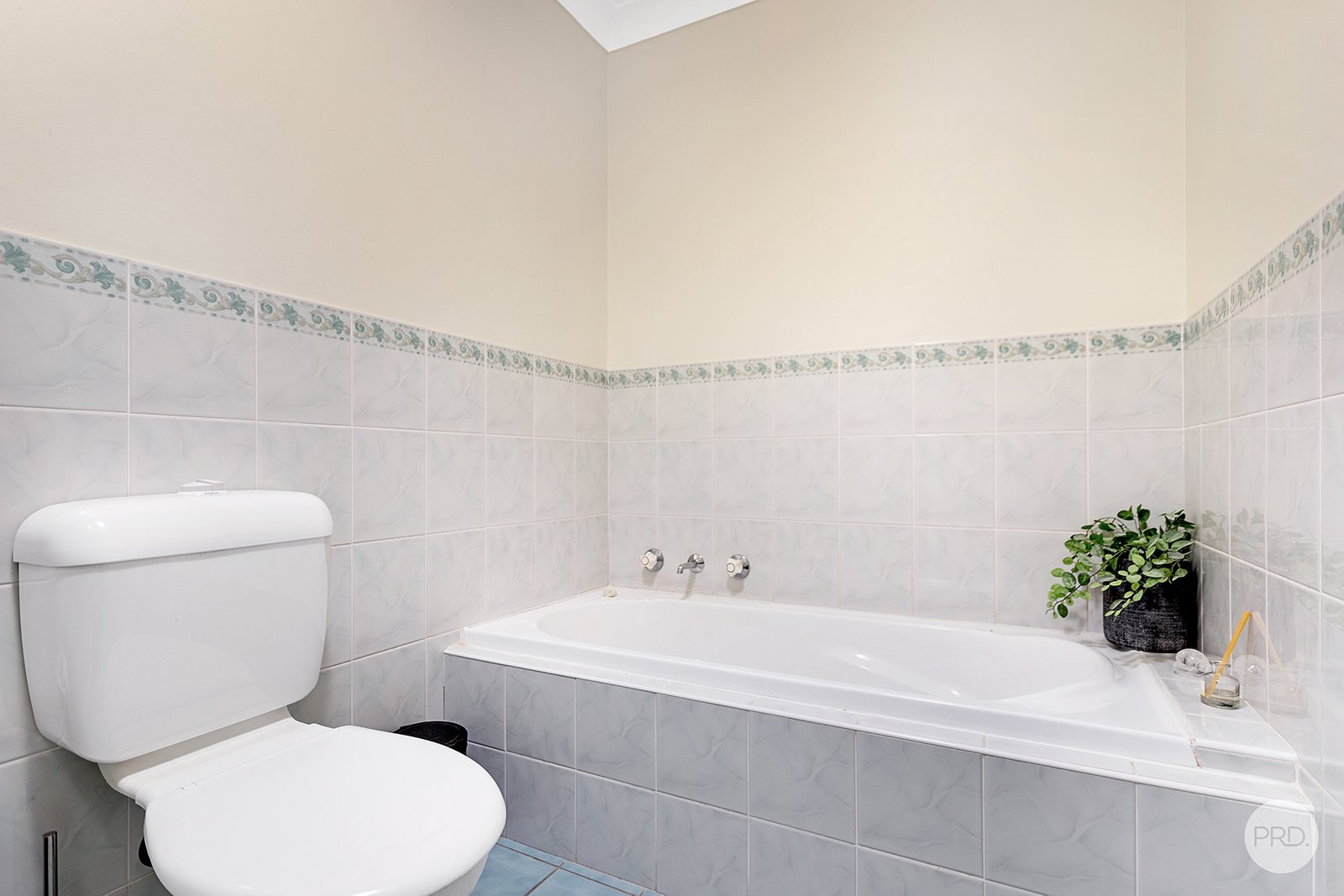 3 Cabin Close SALAMANDER BAY 17