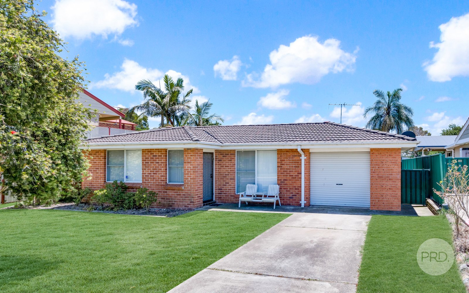3 Caddens Road KINGSWOOD 1