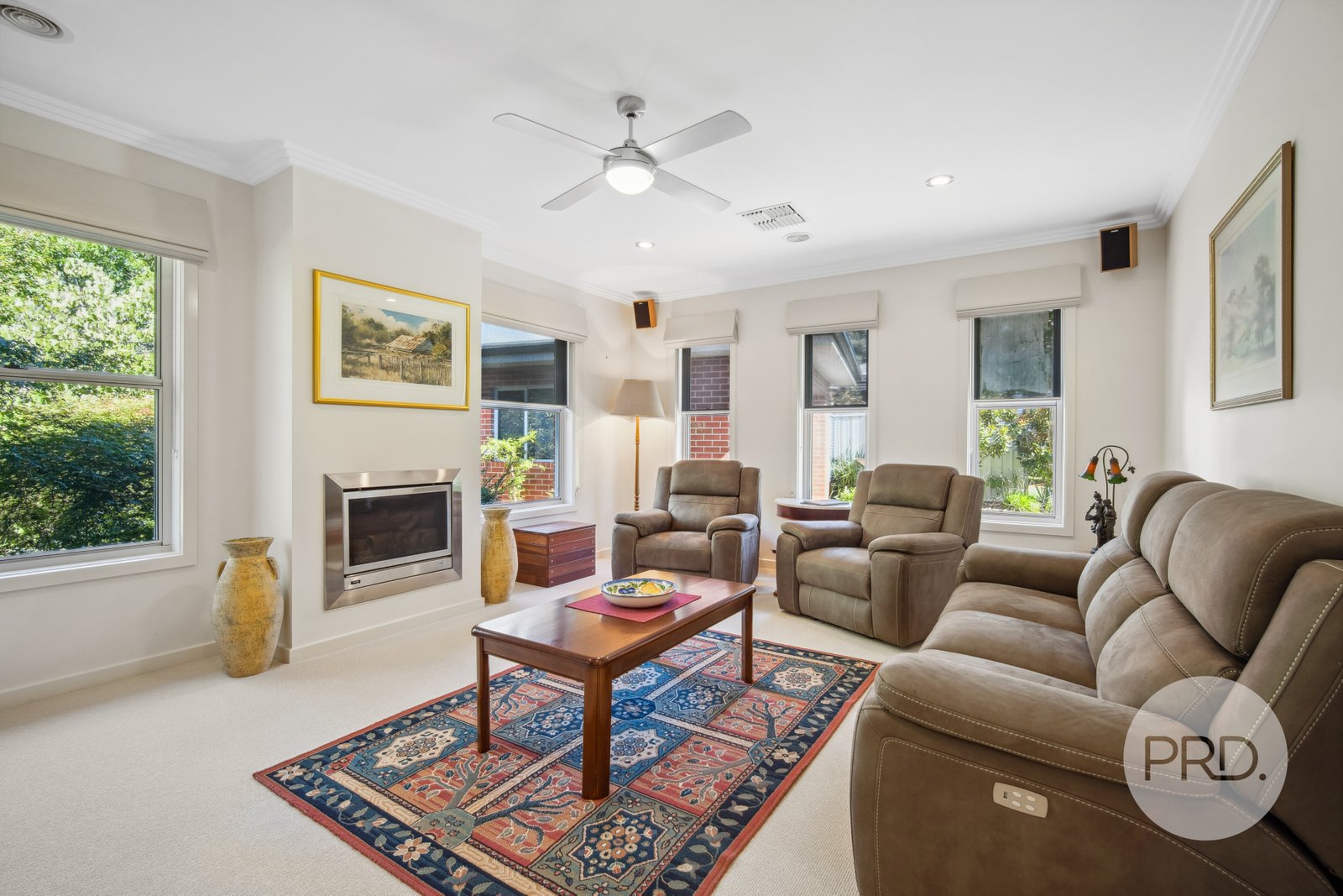 3 Caddy Court WEST WODONGA 5