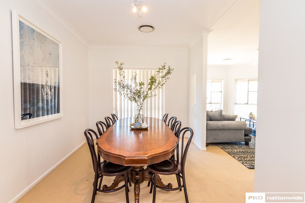 3 Cameron Avenue TAMWORTH 9