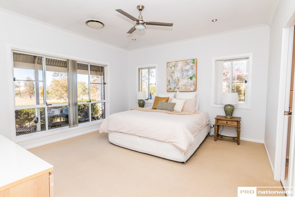 3 Cameron Avenue TAMWORTH 13