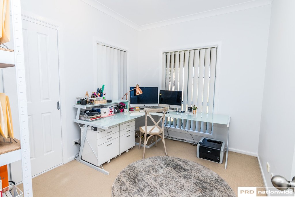3 Cameron Avenue TAMWORTH 17