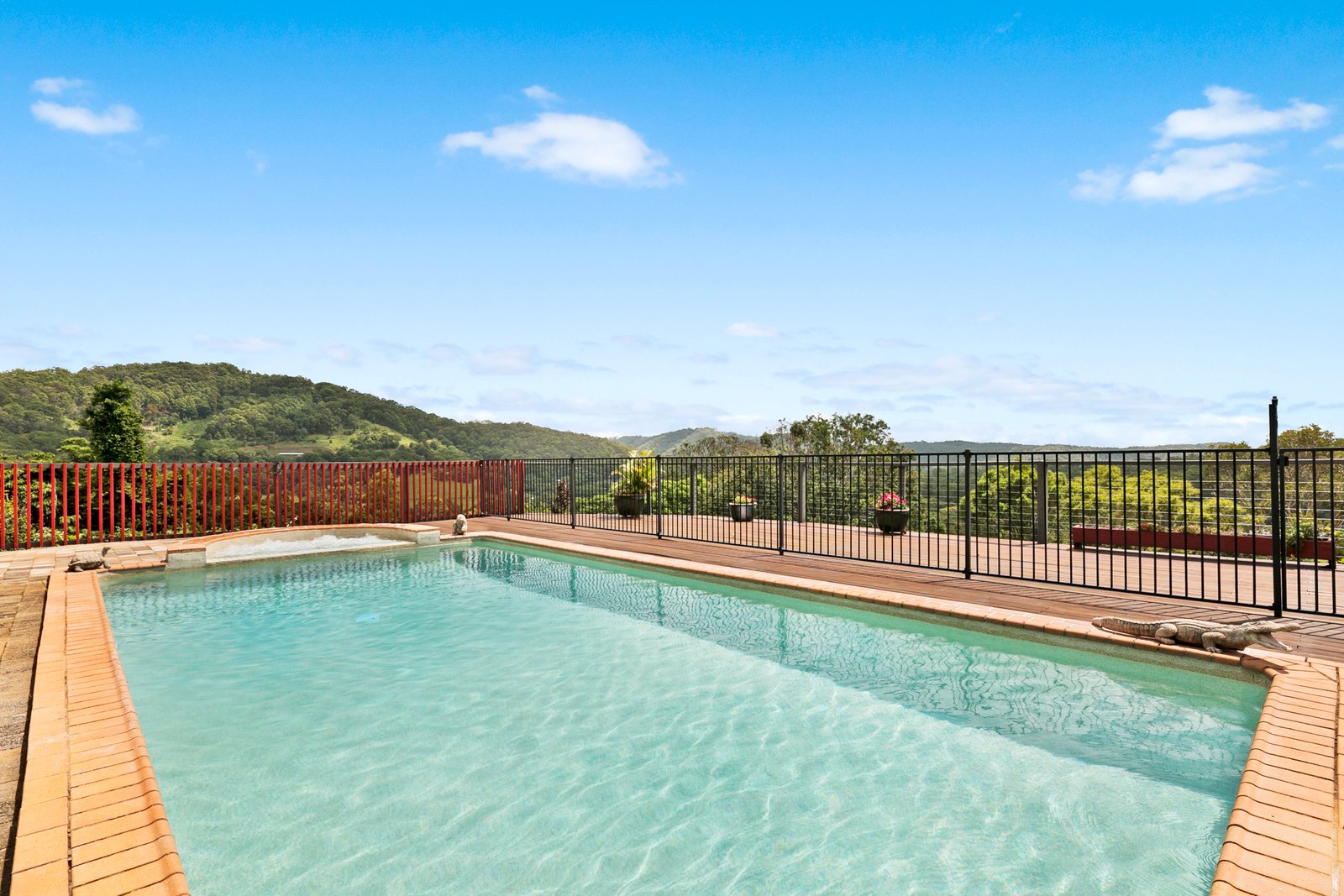 3 Carapook Crescent TALLEBUDGERA 5